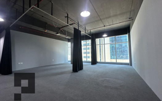 FITTED | CLOSE TO METRO | VACANT –