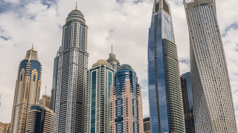 Dubai real estate market, buy and rent property in dubai