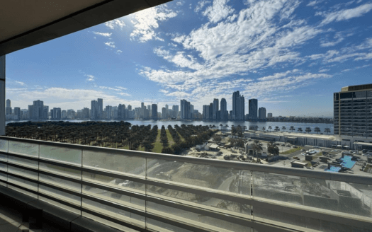 FULL CANAL VIEW | CHILLER FREE| HUGE APARTMENT –