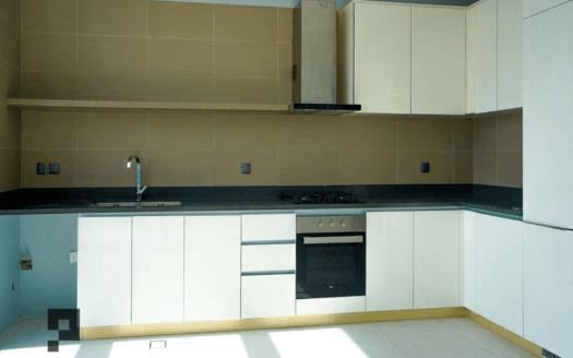 AMAZING VIEW | VACANT | HIGH FLOOR –