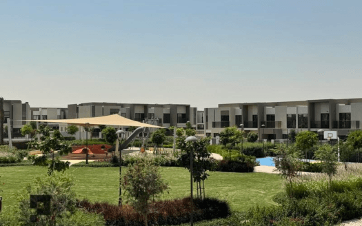 NEXT TO POOL | PERFECT LOCATION | NEGOTIABLE – La Violeta 1