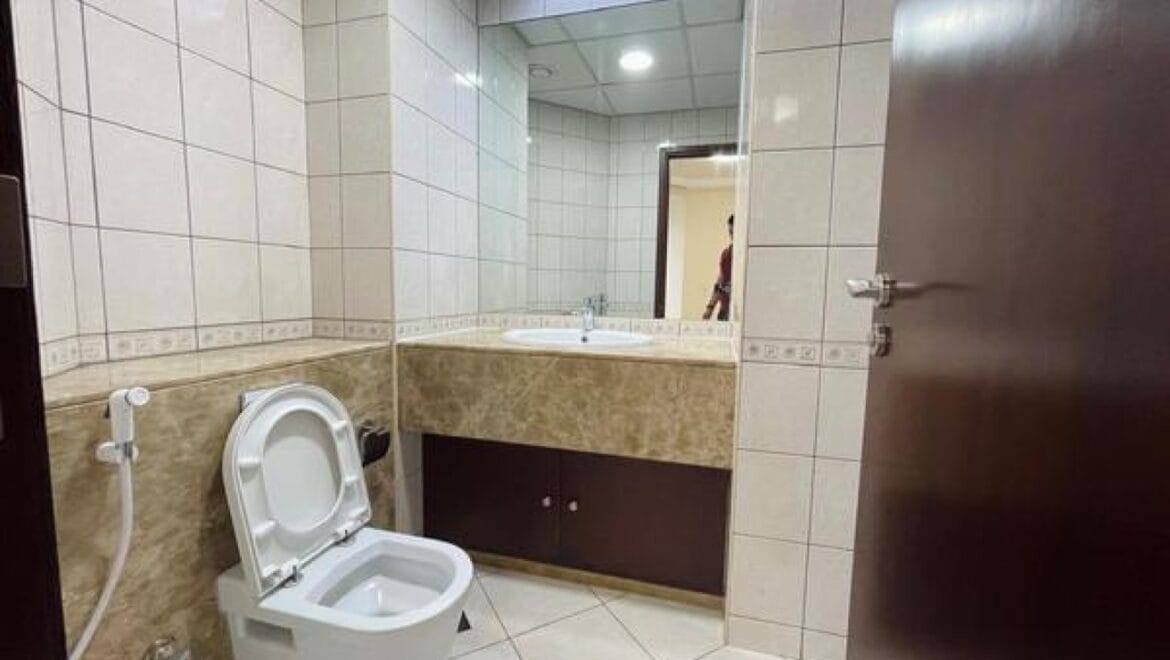 3-bedroom residential apartment in Al Majaz Tower, Sharjah, Al Majaz district, with a full canal view-Propertyana real estate in dubai and sharjeh