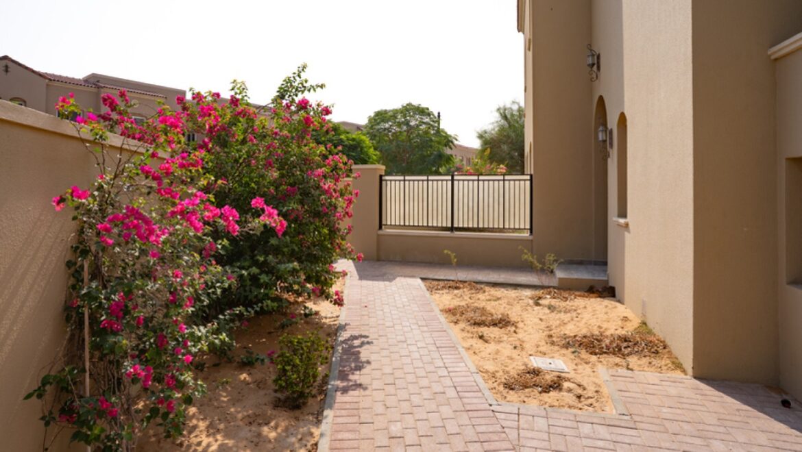 3-bedroom Bella Casa villa in Dubai Land, Dubai on a large corner plot, ready to move in-Propertyana real estate in dubai and sharjeh