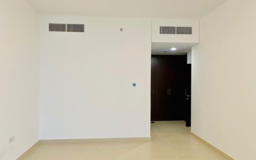 Luxury 3 BR Al Majaz 1 Full Sea View Sharjah Rent