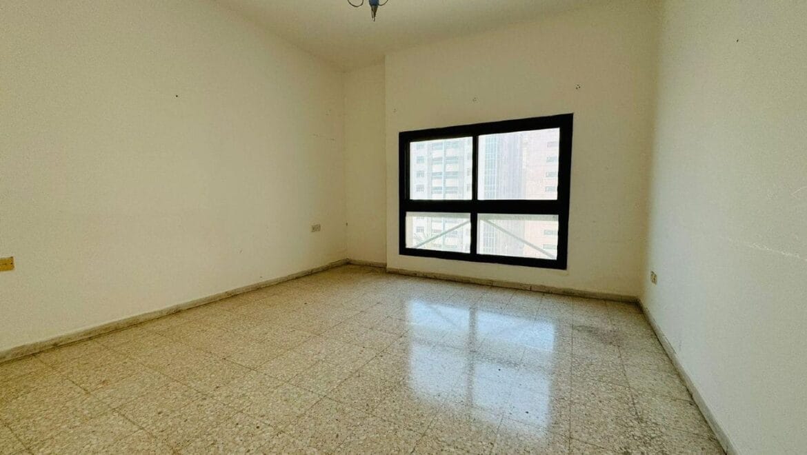Interior view of a spacious one-bedroom apartment in SG Al Soor Building, Al Soor Complex, Al Qasimia, Sharjah, UAE (Chiller-free).-Propertyana real estate in dubai and sharjeh