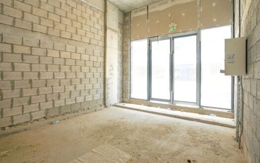 FREE PERIOD | CLOSE TO OPEN PARKING |SINGLE SHOP