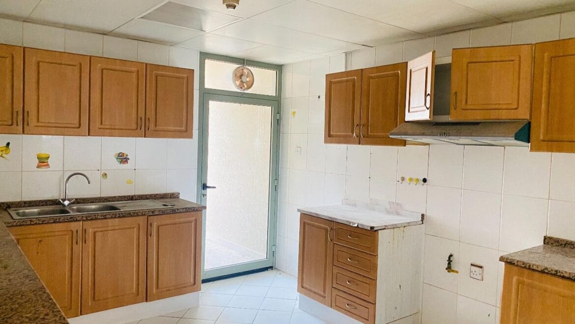 Interior view of a spacious 3-bedroom residential apartment in Al Nabba, Sharjah, located on Main Rolla Street-Propertyana real estate in dubai and sharjeh