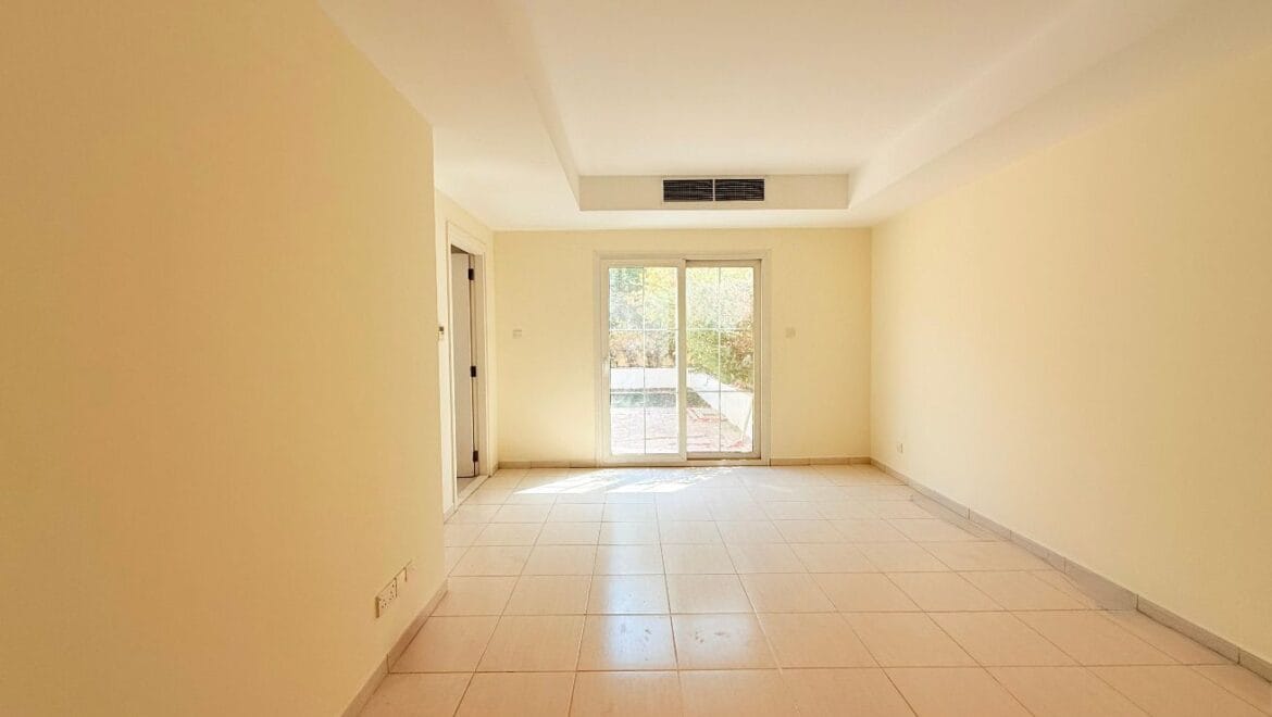 Renovated 2-bedroom plus study townhouse in Springs 12, The Springs, Dubai. Vacant and ready for occupancy-Propertyana real estate in dubai and sharjeh