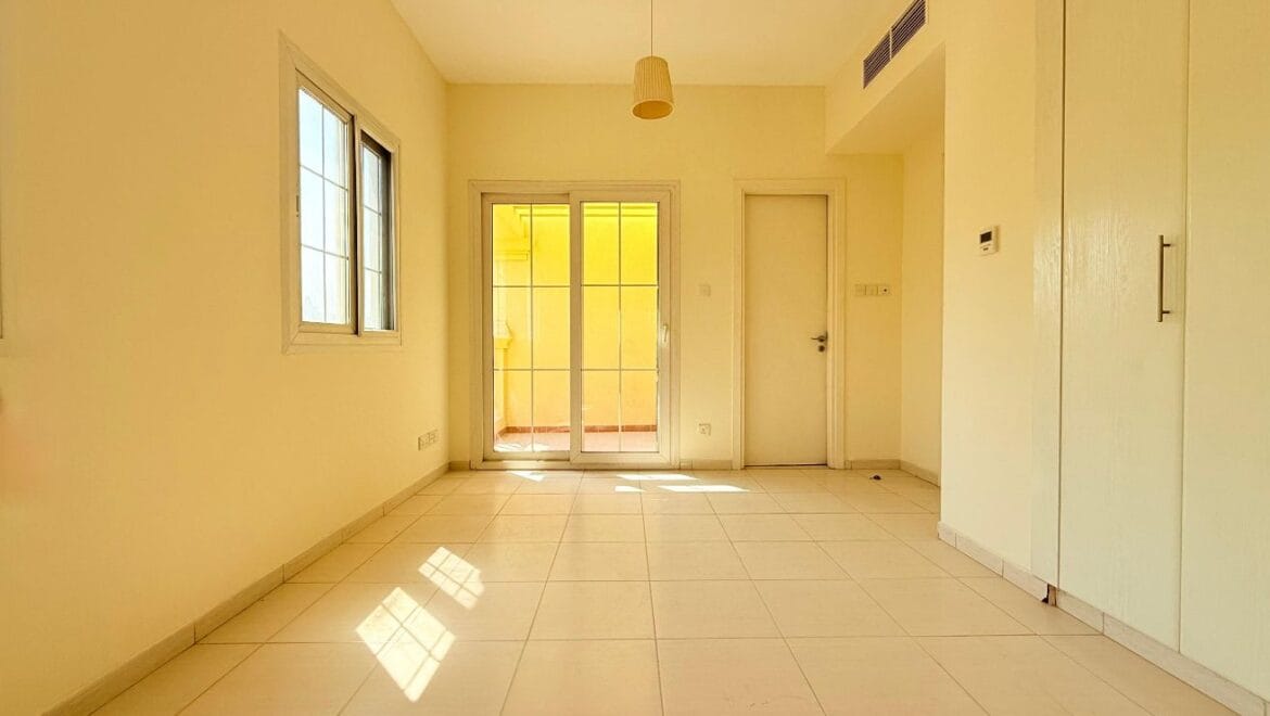 Renovated 2-bedroom plus study townhouse in Springs 12, The Springs, Dubai. Vacant and ready for occupancy-Propertyana real estate in dubai and sharjeh