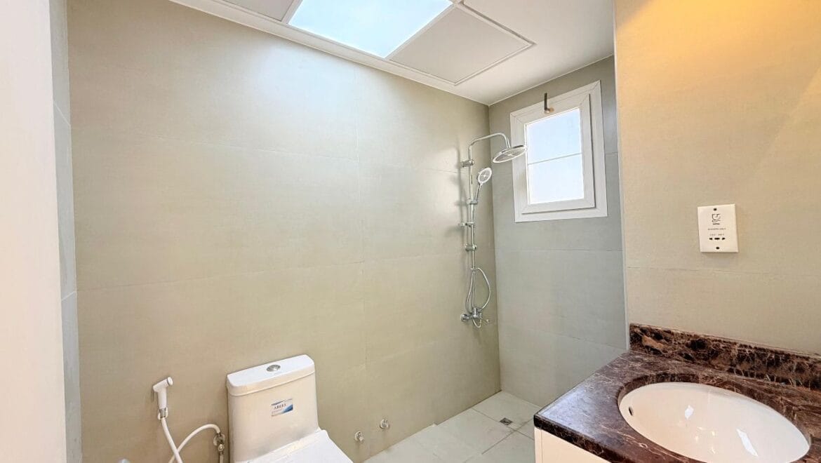 Renovated 2-bedroom plus study townhouse in Springs 12, The Springs, Dubai. Vacant and ready for occupancy-Propertyana real estate in dubai and sharjeh