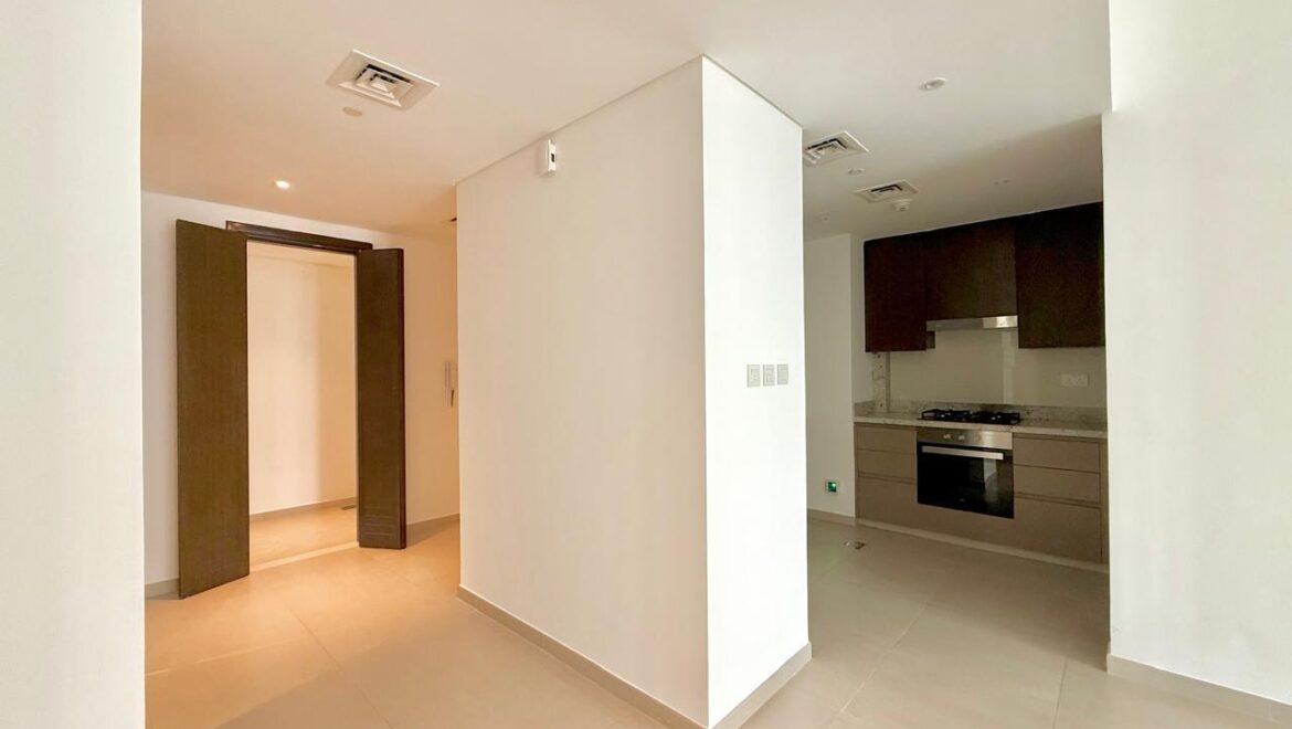 2-bedroom residential apartment at BLVD Heights Tower 1 in Downtown Dubai, Dubai. A spacious high-floor unit with contemporary interiors.-Propertyana real estate in dubai and sharjeh