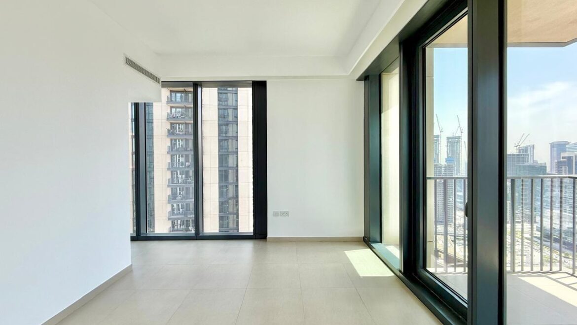 2-bedroom residential apartment at BLVD Heights Tower 1 in Downtown Dubai, Dubai. A spacious high-floor unit with contemporary interiors.-Propertyana real estate in dubai and sharjeh