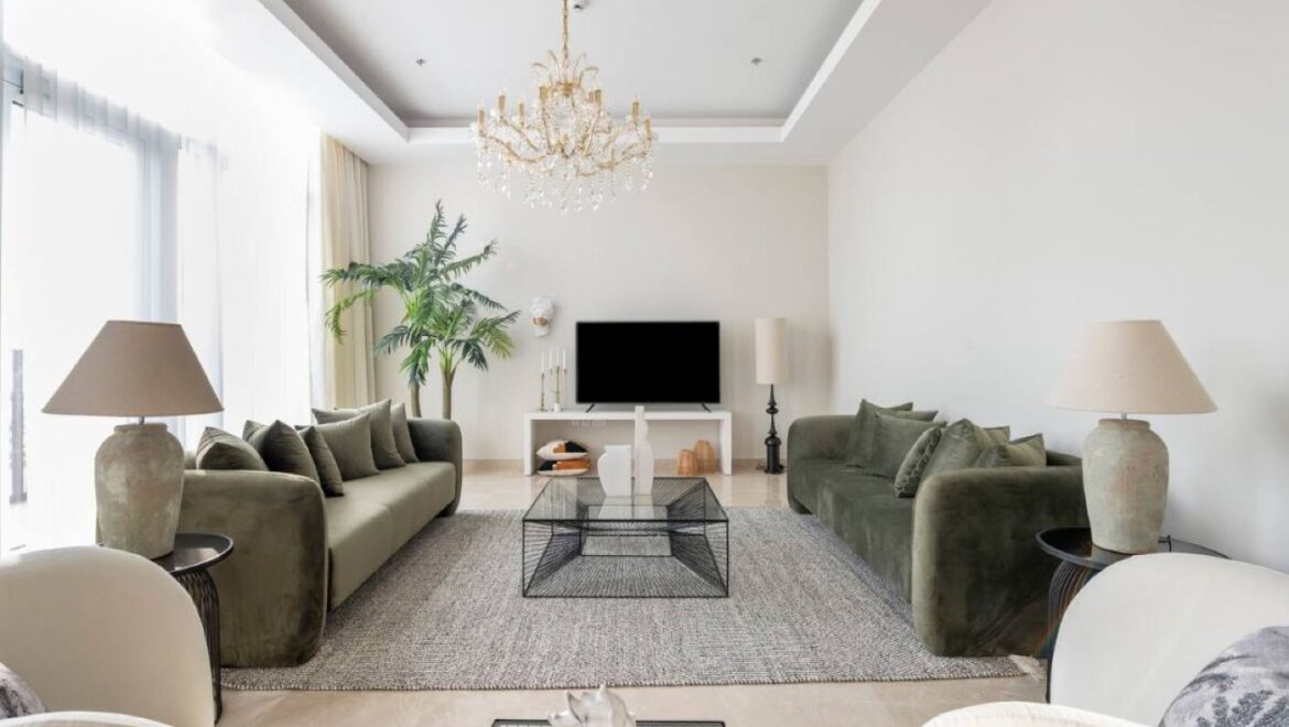 Luxurious 4-bedroom penthouse at Creek Horizon Tower 2 in Dubai Creek Harbour (The Lagoons), offering panoramic skyline views-Propertyana real estate in dubai and sharjeh