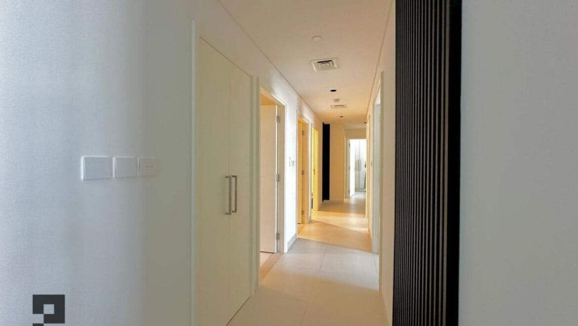 3-bedroom Burj Crown apartment in Downtown Dubai, Dubai, featuring an elegant upgraded living space with modern finishes.-Propertyana real estate in dubai and sharjeh