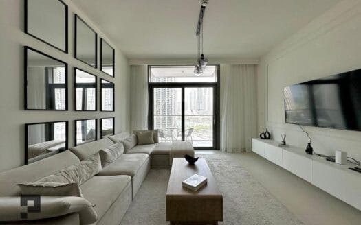 Luxury 3 Bed Apartment Downtown Dubai Burj Crown