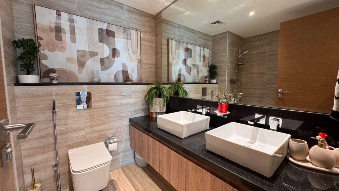 Luxury 3-bedroom residential apartment in Urban Oasis, Business Bay, Dubai with maid's room, private elevator, and canal view.-Propertyana real estate in dubai and sharjeh