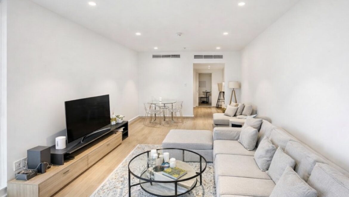 2-bedroom upgraded apartment in Elite Residence, Dubai Marina on a high floor, Dubai-Propertyana real estate in dubai and sharjeh
