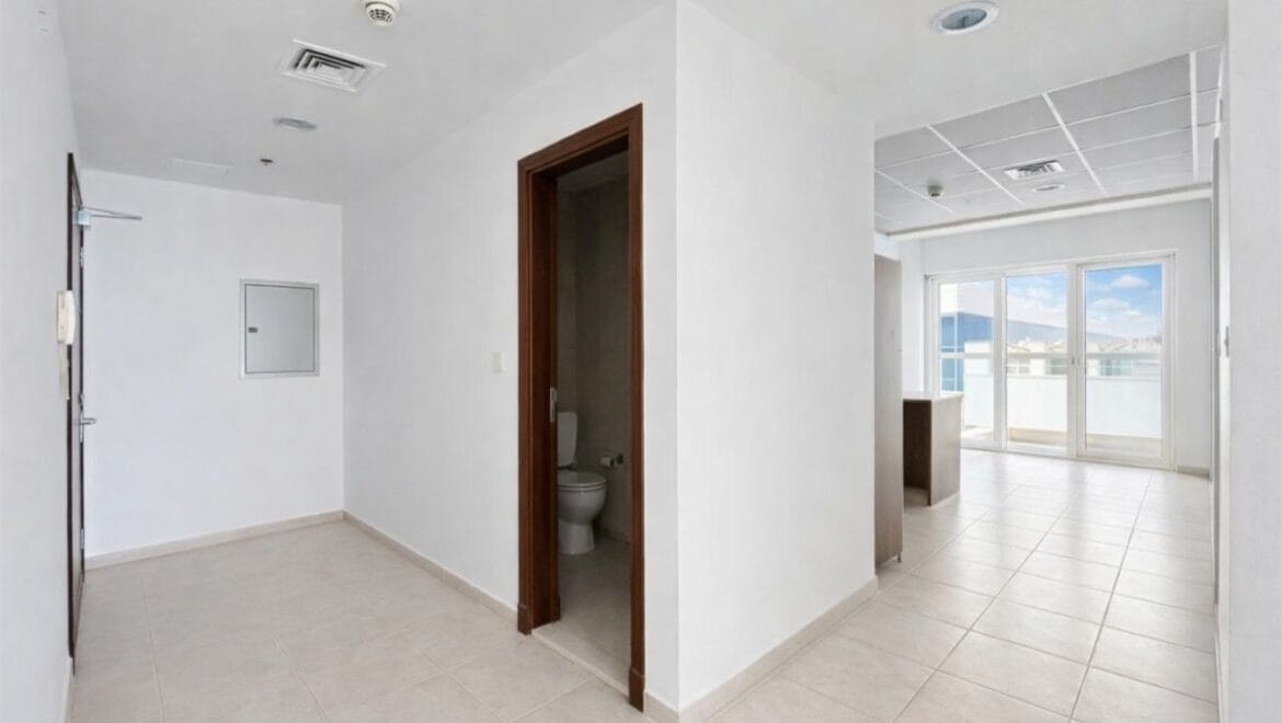 Bright, modern 2-bedroom apartment interior in Elite Residence, Dubai Marina, Dubai, featuring contemporary furnishings and large windows.-Propertyana real estate in dubai and sharjeh