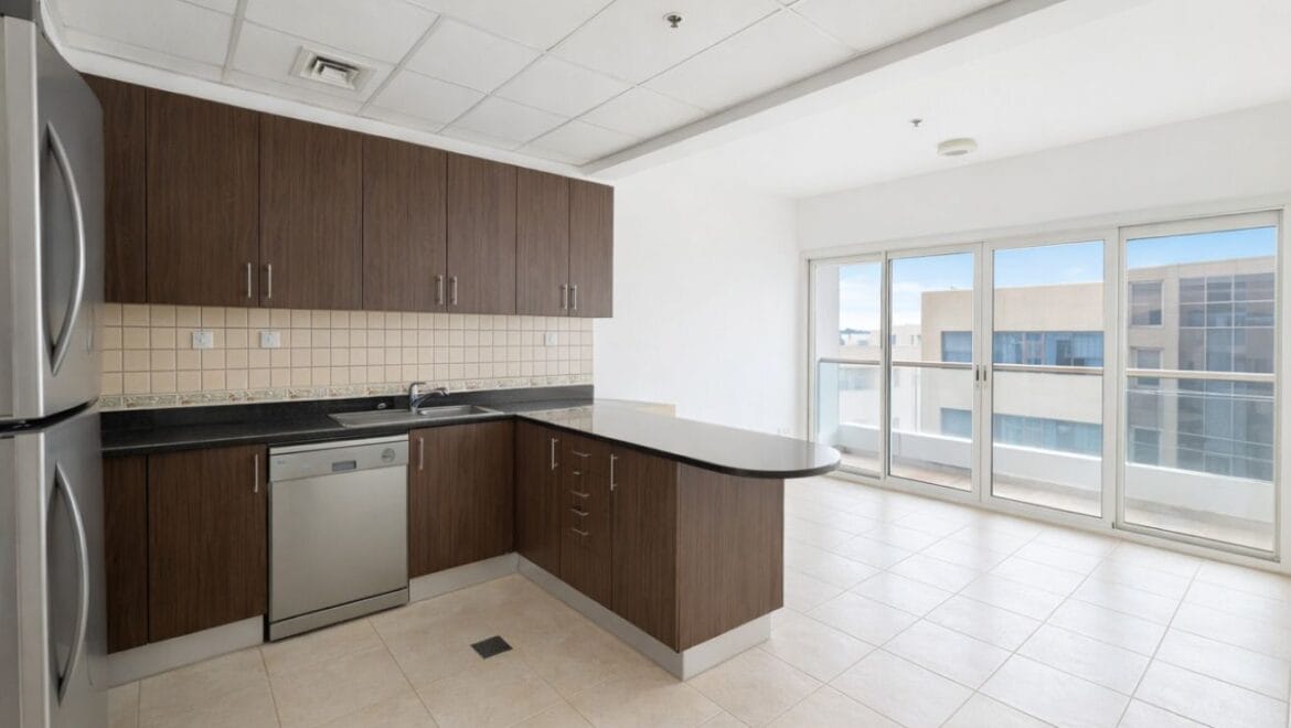 Bright, modern 2-bedroom apartment interior in Elite Residence, Dubai Marina, Dubai, featuring contemporary furnishings and large windows.-Propertyana real estate in dubai and sharjeh