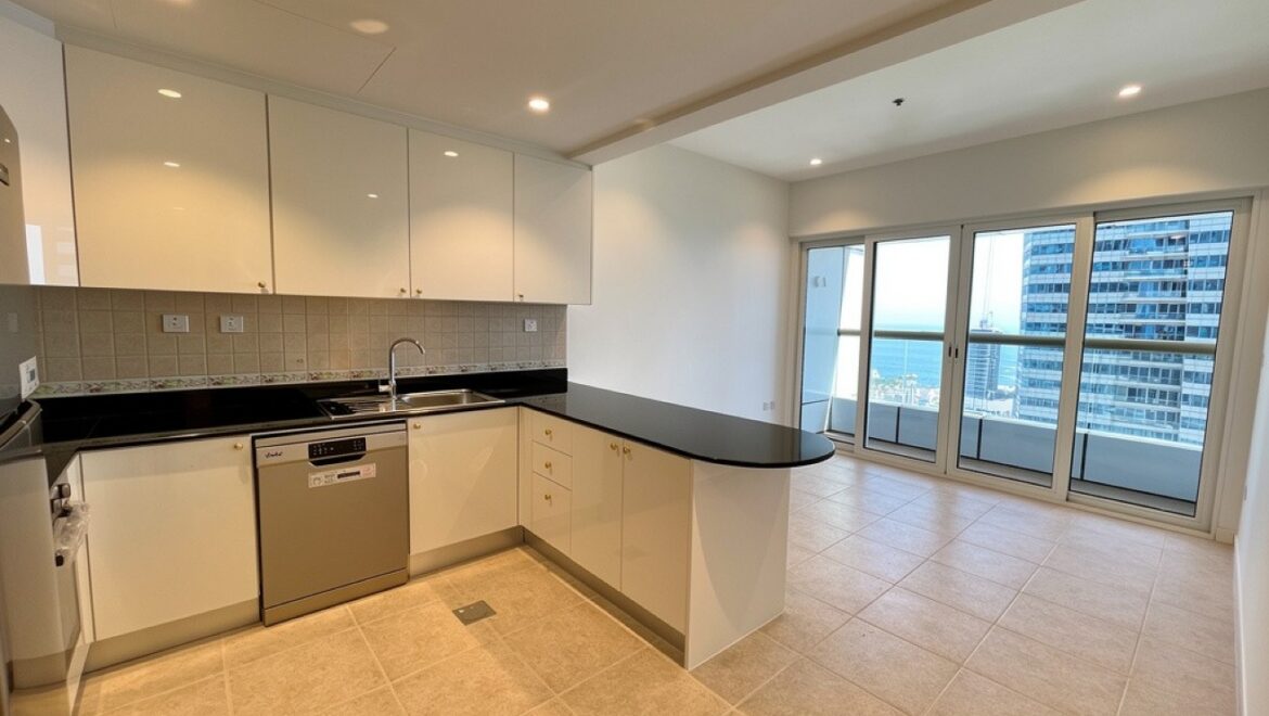 Spacious 2-bedroom Elite Residence apartment in Dubai Marina, Dubai, high-floor view with sea view-Propertyana real estate in dubai and sharjeh