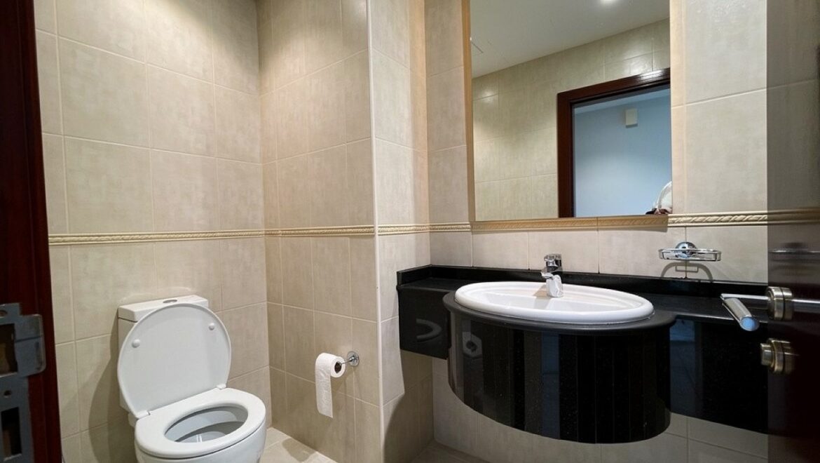Spacious 2-bedroom Elite Residence apartment in Dubai Marina, Dubai, high-floor view with sea view-Propertyana real estate in dubai and sharjeh